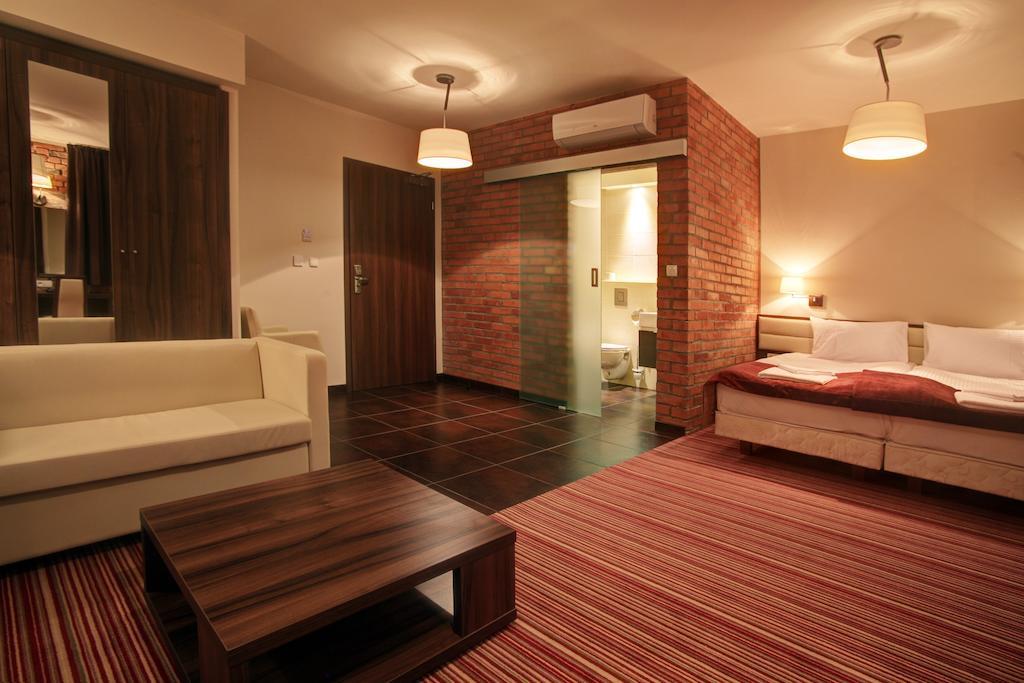 Browar CzenstochoviA Hotel&Spa Częstochowa Buitenkant foto