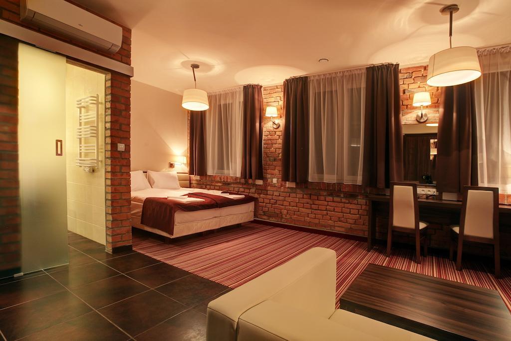Browar CzenstochoviA Hotel&Spa Częstochowa Buitenkant foto